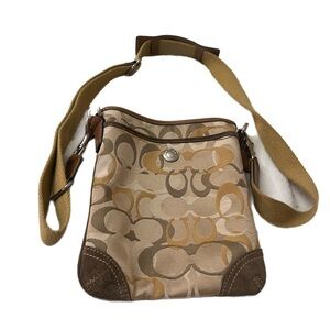 COACH Optic Signature 8K22 Beige Cream Multi Jacquard Leather Suede Crossbody